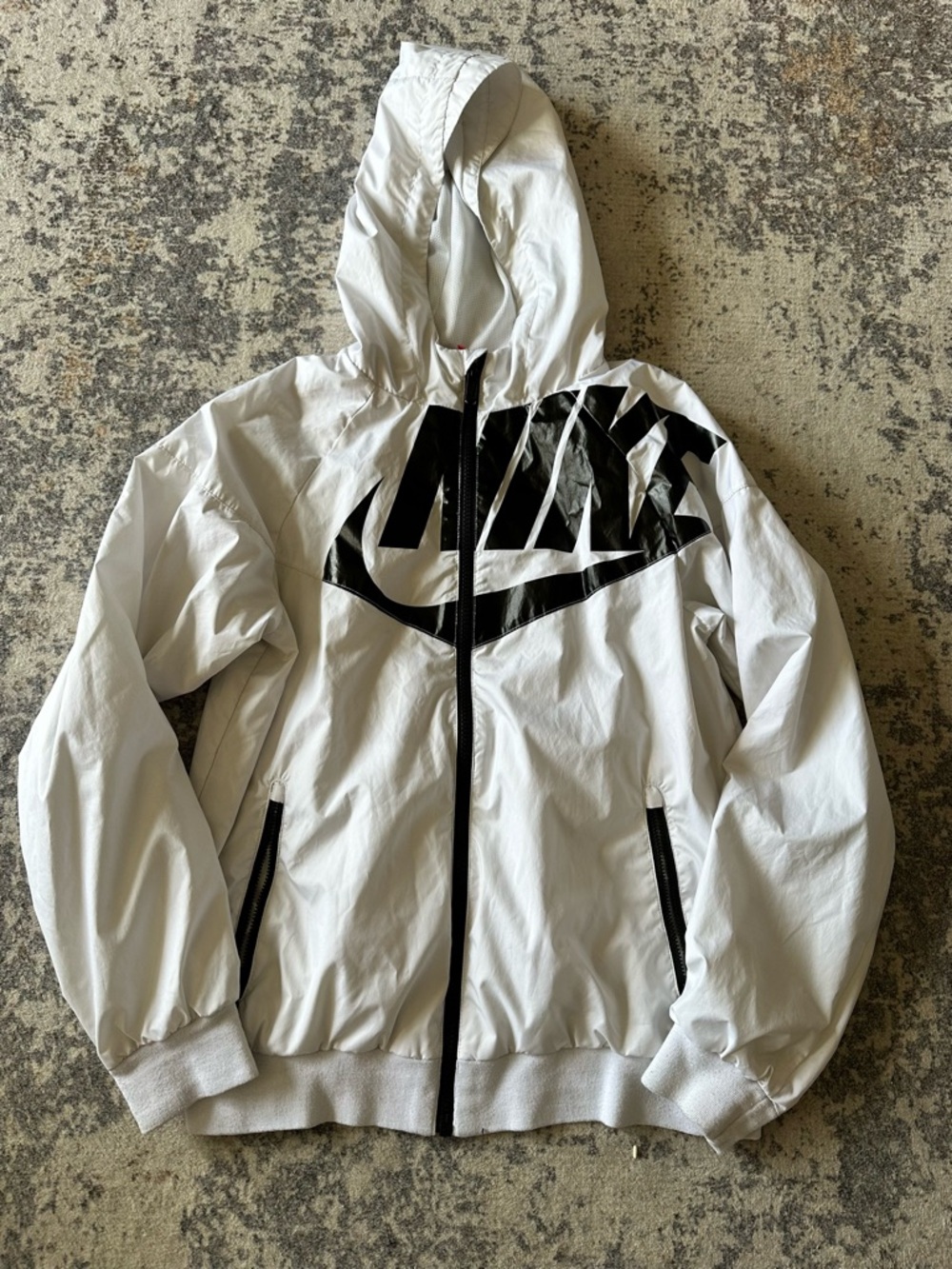 EUC Nike Kids White Hooded Windbreaker Jacket with Black Logo—Large